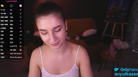 Snapshot of lovelyspacee chatting on February 25, 2025, 2:44 pm Anna online show from February 25, 2025, 2:44 pm