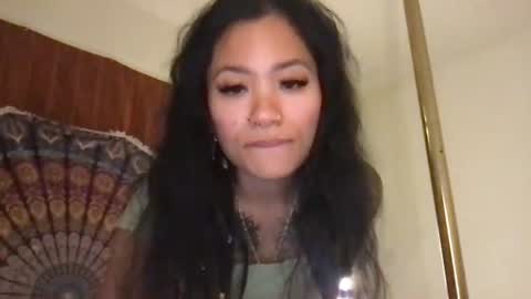 lovelyxmacii online show from July 5, 2026, 4:19 am