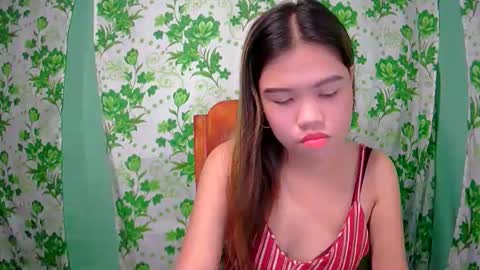 Snapshot of lovemae352295 chatting on January 13, 2025, 6:49 am lovemae352295 online show from January 13, 2025, 6:49 am