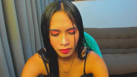 pauleen online show from November 19, 2025, 3:06 am