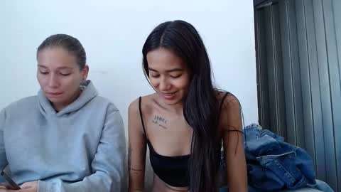 lovemich2024 online show from November 22, 2025, 1:10 pm