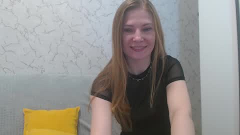 Snapshot of lovepeanutgirl chatting on February 2, 2025, 12:13 pm Mary Love online show from February 2, 2025, 12:13 pm