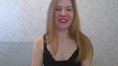 Snapshot of lovepeanutgirl chatting on February 22, 2025, 11:35 am Mary Love online show from February 22, 2025, 11:35 am