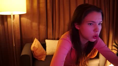 Snapshot of lovepilll_ chatting on October 14, 2025, 5:47 pm TakeUrPill online show from October 14, 2025, 5:47 pm