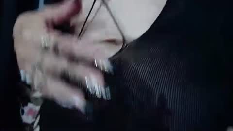 Snapshot of lover_mature2 chatting on October 18, 2025, 9:59 pm Mature lover2 online show from October 18, 2025, 9:59 pm