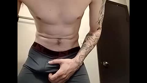 loverboy4411 online show from March 26, 2026, 9:15 am