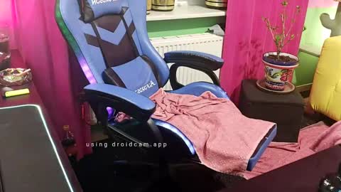 Snapshot of loverboy89hh chatting on January 22, 2025, 5:48 am LoverBoy89HH online show from January 22, 2025, 5:48 am