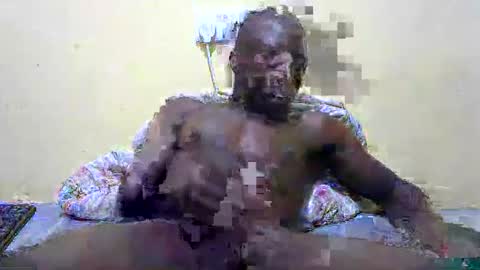 loverguyke online show from February 22, 2026, 11:42 am