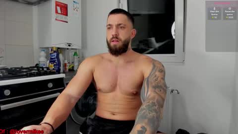 Mike online show from October 8, 2025, 2:42 am