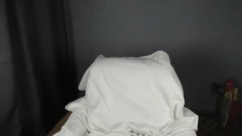 Snapshot of lovers613228 chatting on February 17, 2025, 11:34 am lovers613228 online show from February 17, 2025, 11:34 am