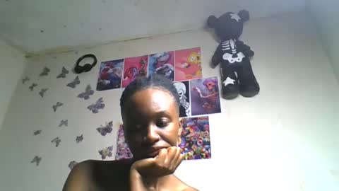 Snapshot of lovers_oncam chatting on June 9, 2026, 4:35 am RedJoy online show from June 9, 2026, 4:35 am