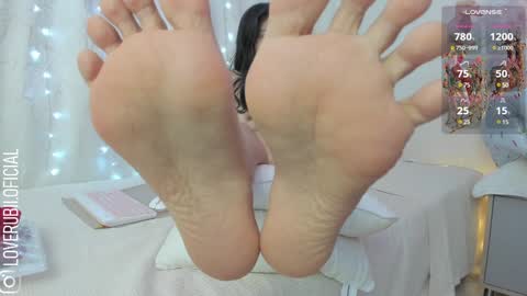 Snapshot of loverubii chatting on December 22, 2024, 3:33 am loverubii online show from December 22, 2024, 3:33 am