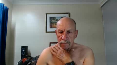 Lovesblackazz online show from November 5, 2025, 10:15 am