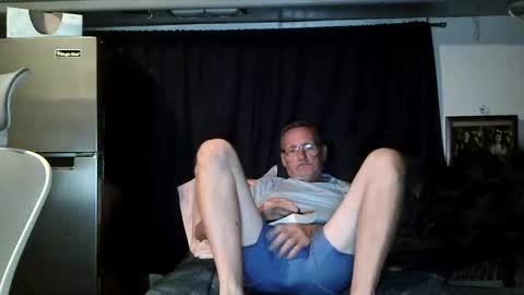 Snapshot of lovesex6565 chatting on October 15, 2025, 10:48 am just here to have fun and cum online show from October 15, 2025, 10:48 am