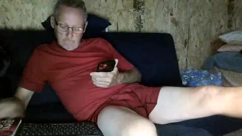 Snapshot of lovesex6565 chatting on October 16, 2025, 7:37 pm just here to have fun and cum online show from October 16, 2025, 7:37 pm