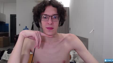 Snapshot of lovesomecookies chatting on November 17, 2025, 4:46 pm LovesomeCookie online show from November 17, 2025, 4:46 pm