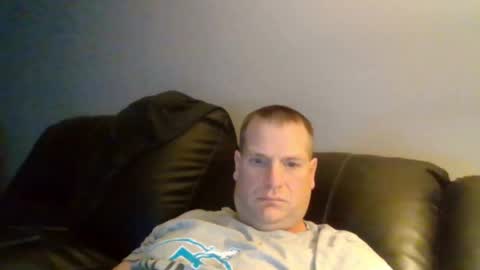 Snapshot of lovetocum37 chatting on January 1, 2025, 1:59 pm lovetocum37 online show from January 1, 2025, 1:59 pm