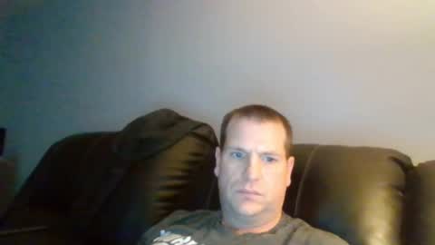 Snapshot of lovetocum37 chatting on January 18, 2025, 4:42 pm lovetocum37 online show from January 18, 2025, 4:42 pm