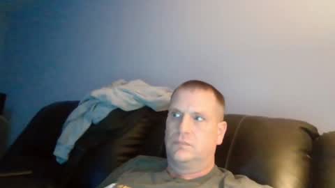 Snapshot of lovetocum37 chatting on February 12, 2025, 4:12 am lovetocum37 online show from February 12, 2025, 4:12 am