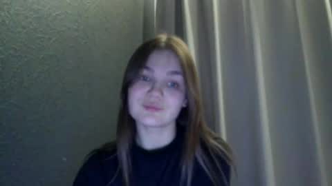 Snapshot of loviesimone chatting on November 5, 2025, 8:42 pm loviesimone online show from November 5, 2025, 8:42 pm