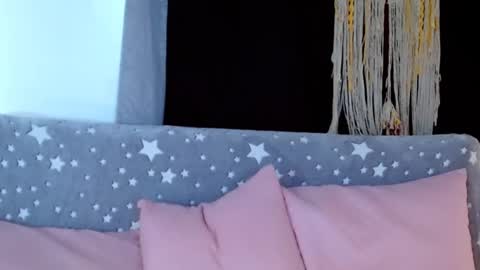 loving  online show from February 10, 2025, 7:07 pm