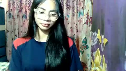 loving_rhean online show from July 24, 2026, 3:26 am