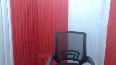 Snapshot of loving_scarlet19 chatting on February 24, 2026, 2:59 pm Scarlet online show from February 24, 2026, 2:59 pm