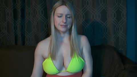 Summer online show from April 2, 2026, 1:58 am