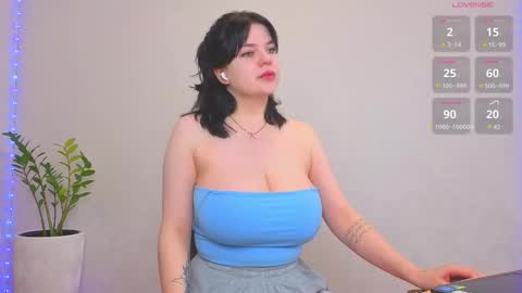 Vikkkk  online show from October 11, 2025, 1:42 pm