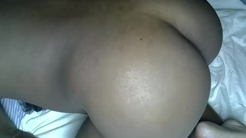 lowenyangvalentine online show from November 29, 2025, 2:47 am