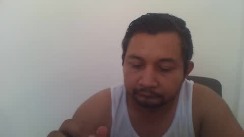 lpmauriciosantamaria online show from May 18, 2026, 2:01 pm