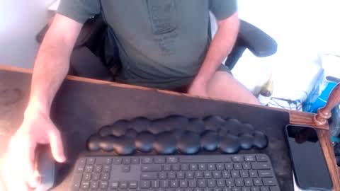 lreed090 online show from March 9, 2026, 3:38 pm