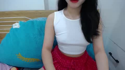 Mina online show from September 11, 2025, 1:06 am