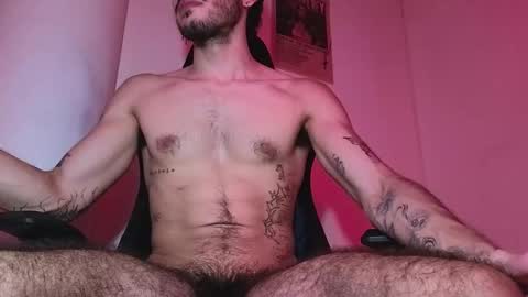 Snapshot of luan_goon chatting on November 19, 2025, 8:53 pm online show from November 19, 2025, 8:53 pm