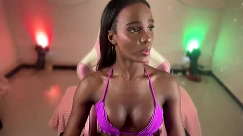 IG luana orq online show from November 5, 2025, 5:51 am