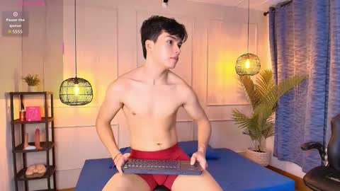 Snapshot of luandy_ chatting on February 3, 2026, 12:32 pm lUAN online show from February 3, 2026, 12:32 pm