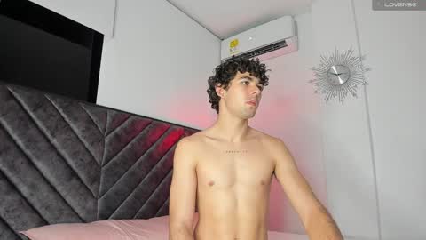 Snapshot of luca_ferrer_ chatting on February 22, 2025, 3:01 am Luca Ferrer online show from February 22, 2025, 3:01 am