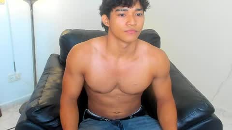 luca_mashle online show from May 24, 2026, 2:27 am
