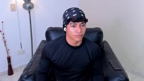 luca_mashle online show from May 26, 2026, 3:13 am