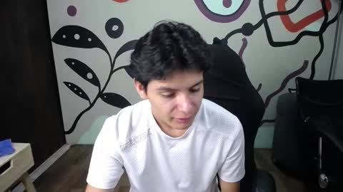 Snapshot of luca_vega chatting on October 14, 2025, 12:50 pm luca online show from October 14, 2025, 12:50 pm