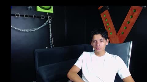 Snapshot of luca_vega chatting on November 11, 2025, 12:49 pm luca online show from November 11, 2025, 12:49 pm