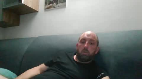 Snapshot of lucabeech88 chatting on October 7, 2025, 8:50 pm Luca online show from October 7, 2025, 8:50 pm