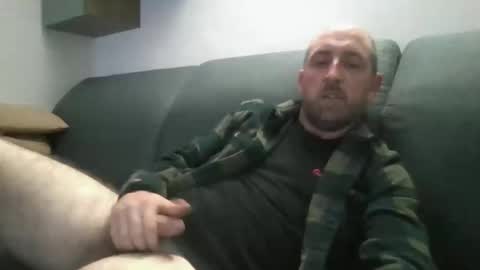 Snapshot of lucabeech88 chatting on October 26, 2025, 6:25 pm Luca online show from October 26, 2025, 6:25 pm