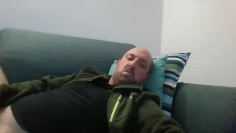 Snapshot of lucabeech88 chatting on October 28, 2025, 8:44 pm Luca online show from October 28, 2025, 8:44 pm