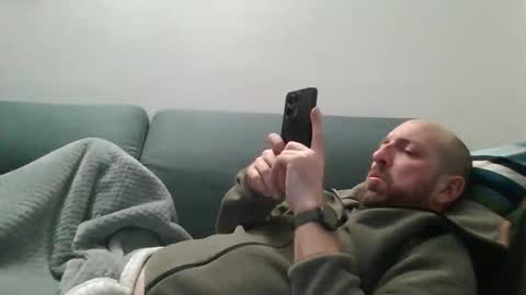 Snapshot of lucabeech88 chatting on February 5, 2026, 9:08 pm Luca online show from February 5, 2026, 9:08 pm