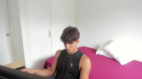 lucacosta19 online show from May 18, 2026, 7:20 pm