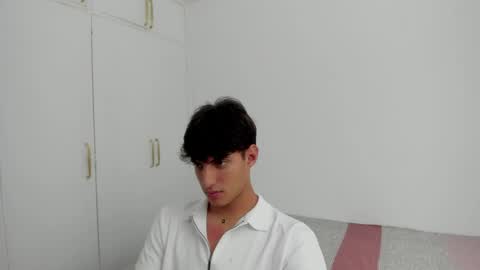lucacosta19 online show from May 23, 2026, 8:13 pm