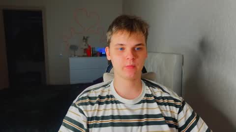 Lucas Gill online show from December 22, 2025, 4:59 pm