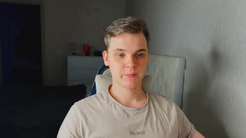 Snapshot of lucas_dany chatting on January 19, 2026, 3:21 am Lucas Gill online show from January 19, 2026, 3:21 am