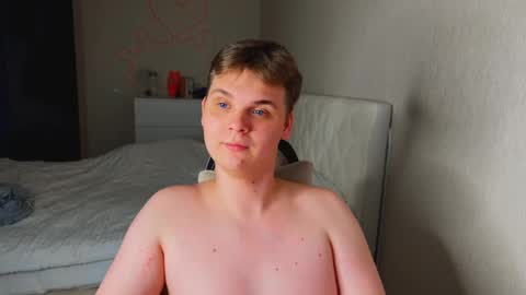 Snapshot of lucas_dany chatting on February 3, 2026, 2:53 am Lucas Gill online show from February 3, 2026, 2:53 am